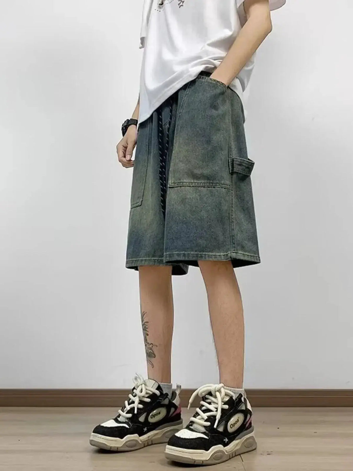 Mens Plus Size Loose Fit Washed Denim Shorts With Stretch Fabric; blue denim with cargo pocket