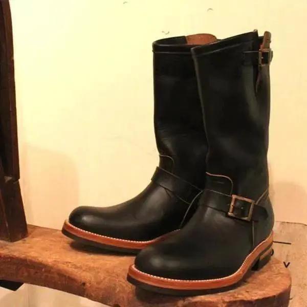 AuraVista Mens Wedge Boots, black leather mid-shaft