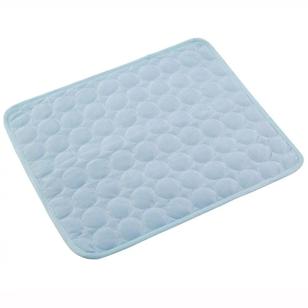 AdTec ice-silk blue pet cooling pad with bubble-quilt surface for dogs and cats