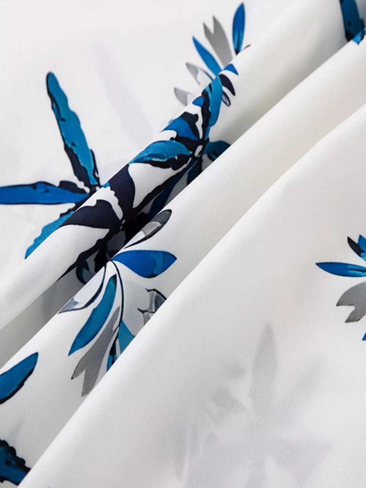 Men's tropical print shirt and shorts set, Trendsi, plus size, white fabric with blue palm leaf pattern