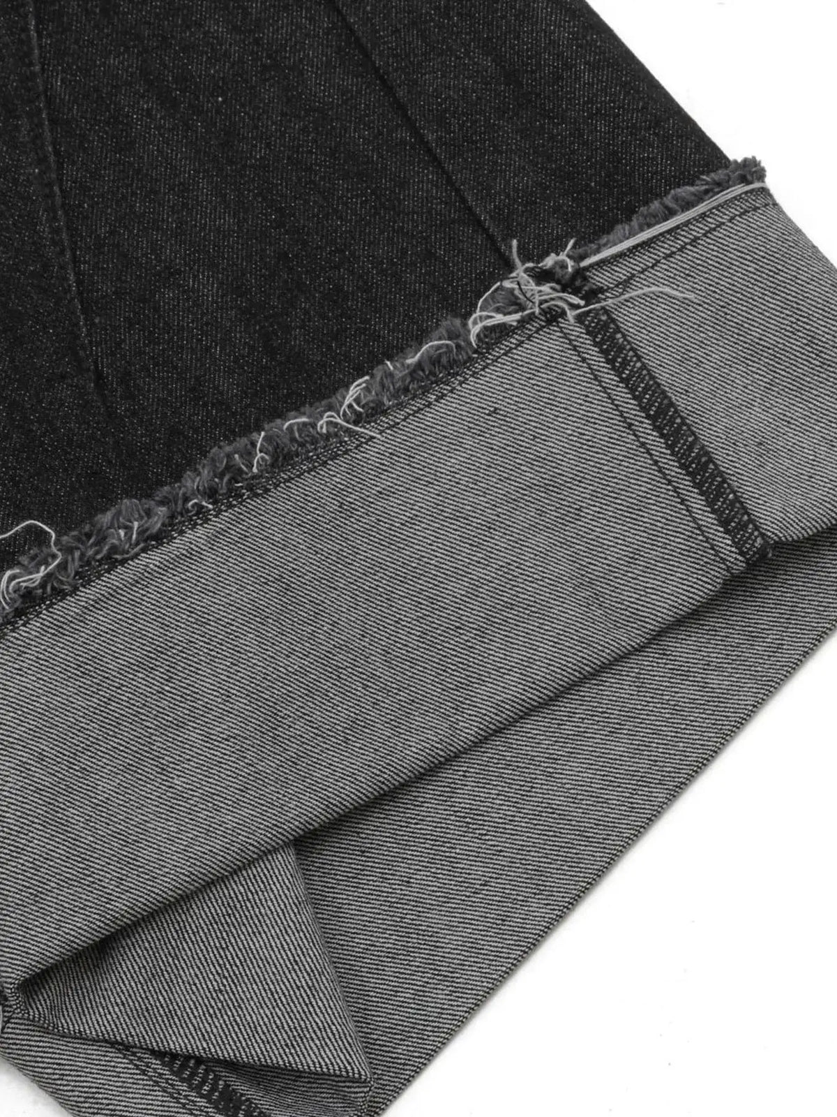 Men's denim shorts with slight stretch, raw frayed hem and contrast cuffs, dark wash fabric, streetwear style.