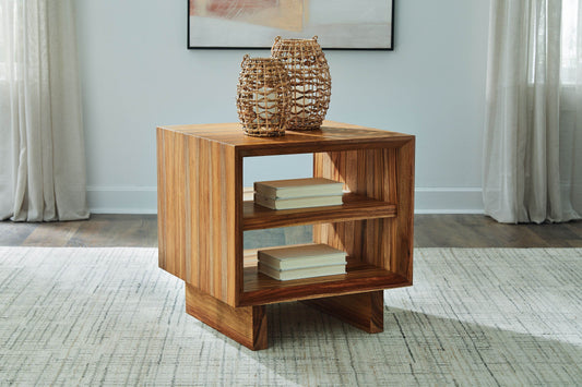 Dressonni - Square End Table - Brown-1