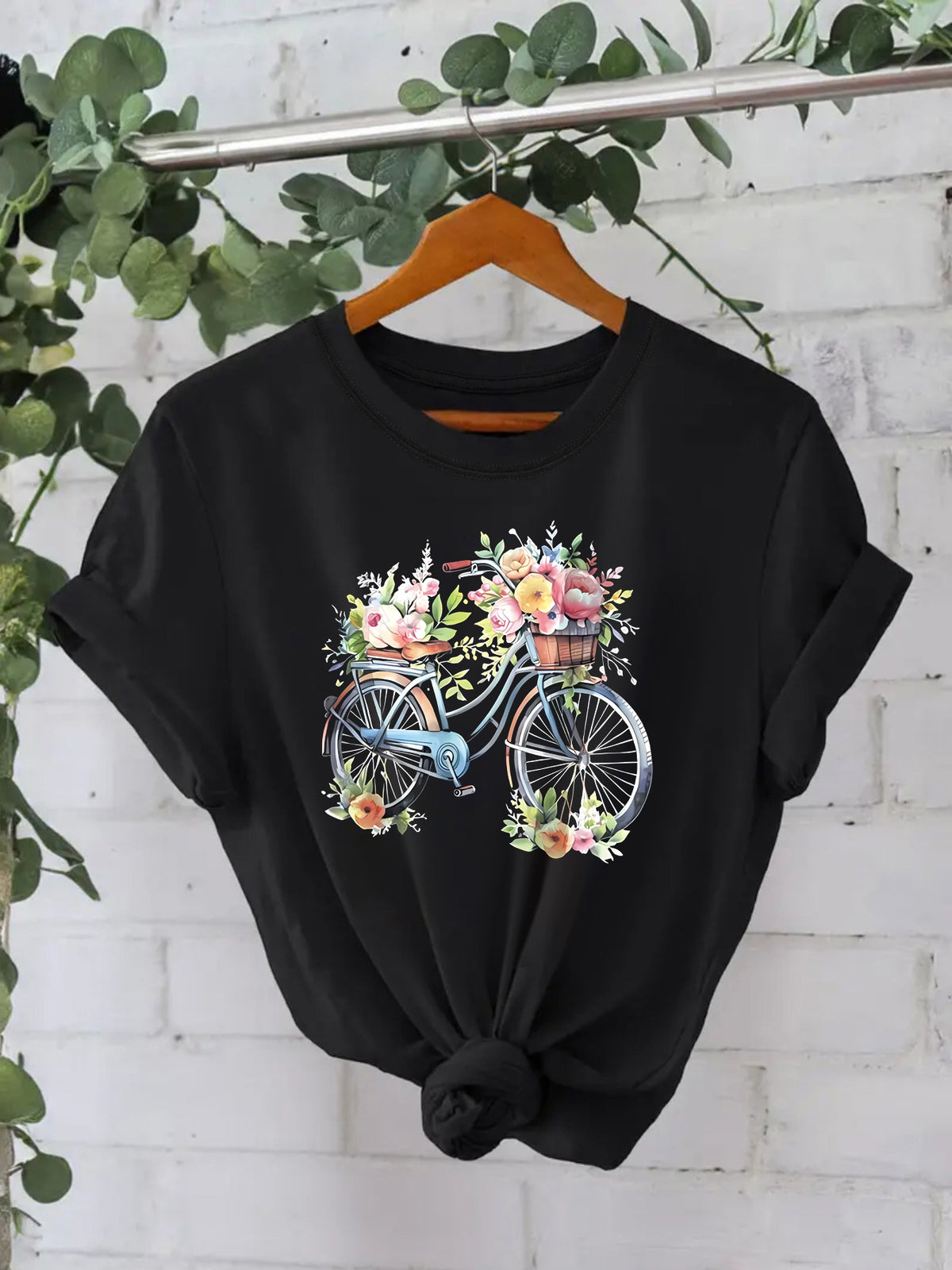 Pattern printed T-shirt