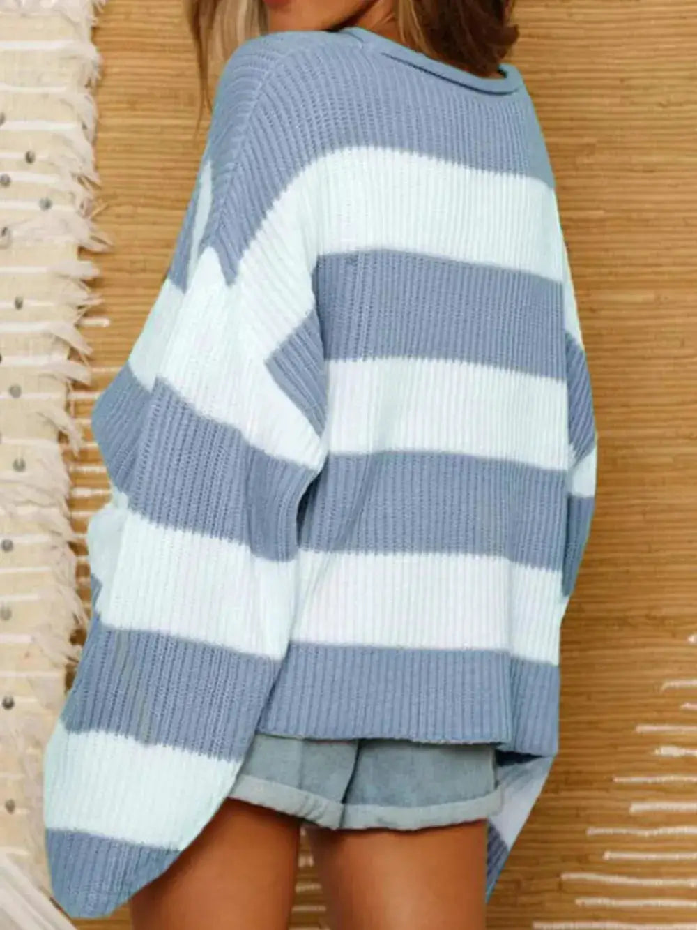 Essential round-neck long-sleeve striped knit sweater in blue and white with soft stretch