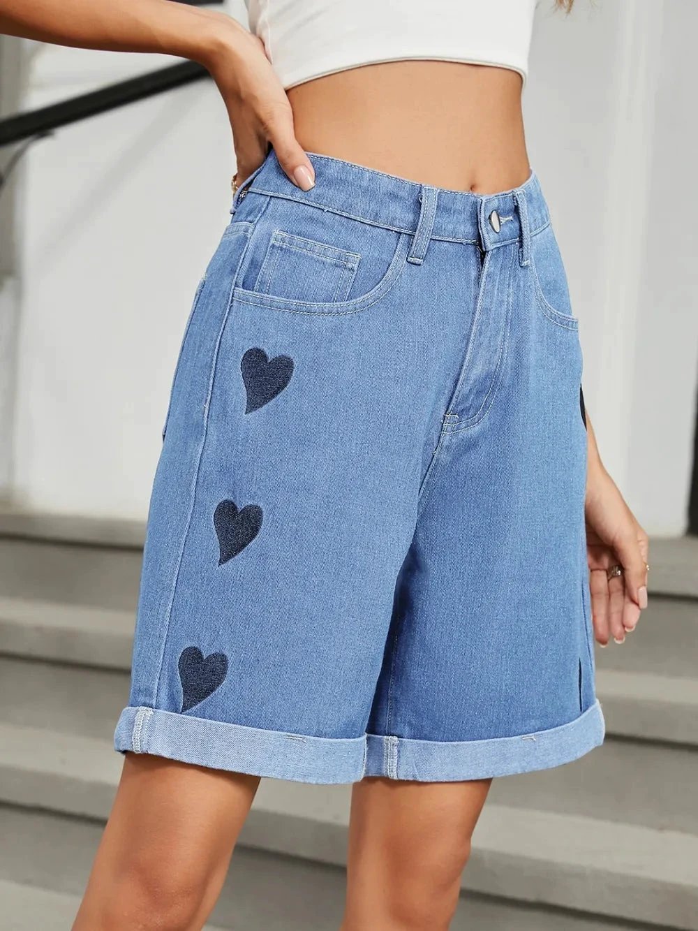 Heart-Pattern Rolled Hem Denim Shorts by eprolo