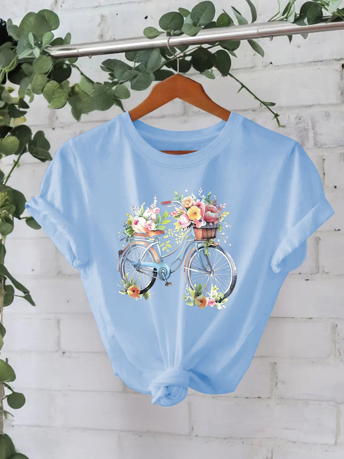 Pattern printed T-shirt