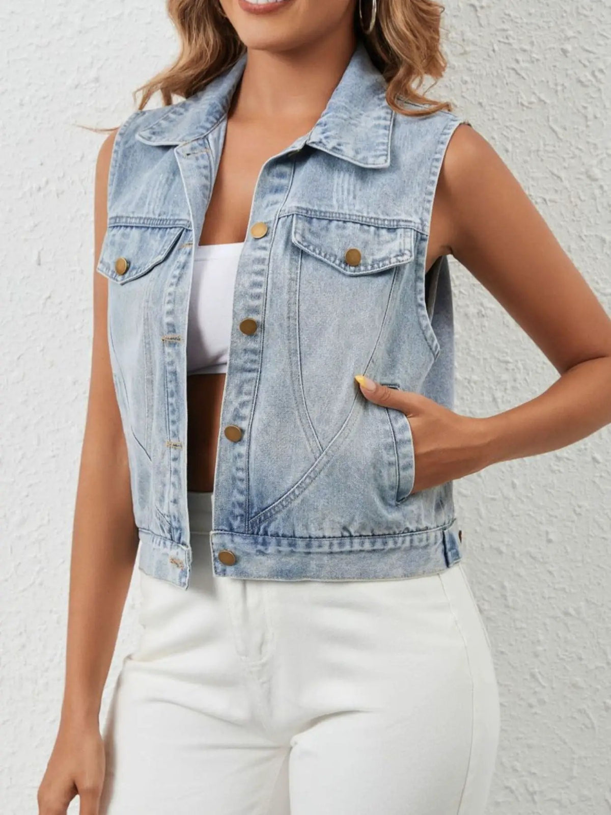 Trendsi denim sleeveless jacket with pockets, light wash, button-front
