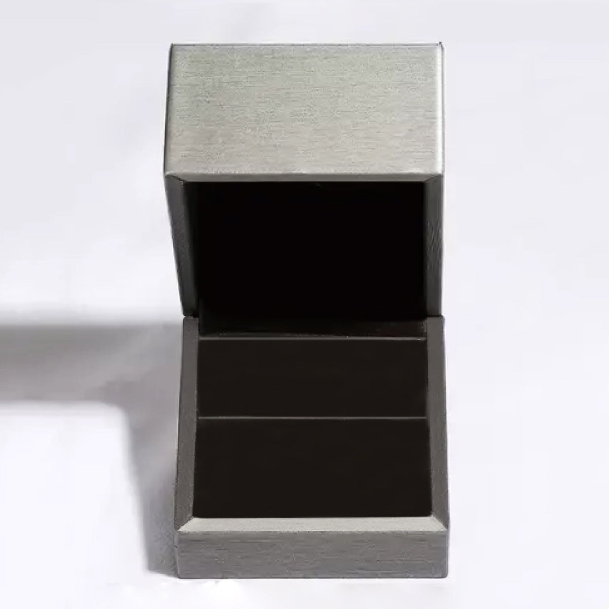 8f72c123-c4b5-4a0d-a520-ea919344bd1b-Max