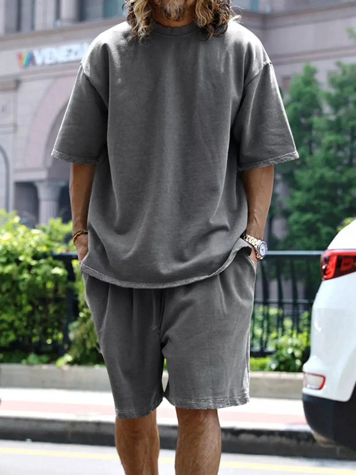 Men's two-piece relaxed-fit T-shirt and shorts loungewear set in grey with pockets