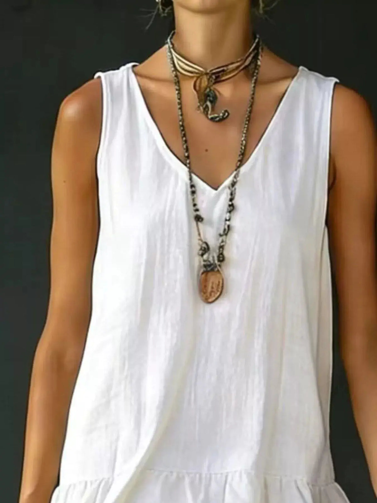 Trendsi full-size white sleeveless V-neck dress with a ruffled hem (plus size)