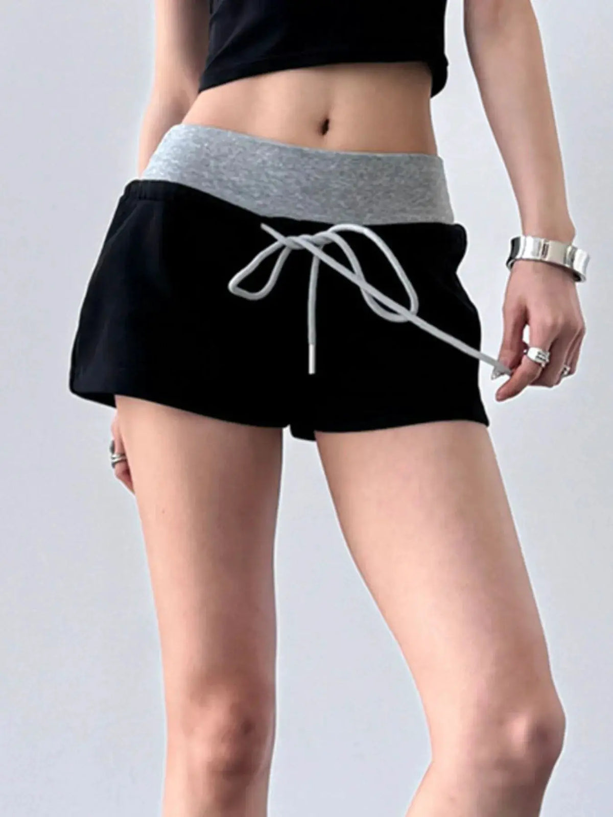 Drawstring shorts with contrast gray waistband and white drawstring, Trendsi