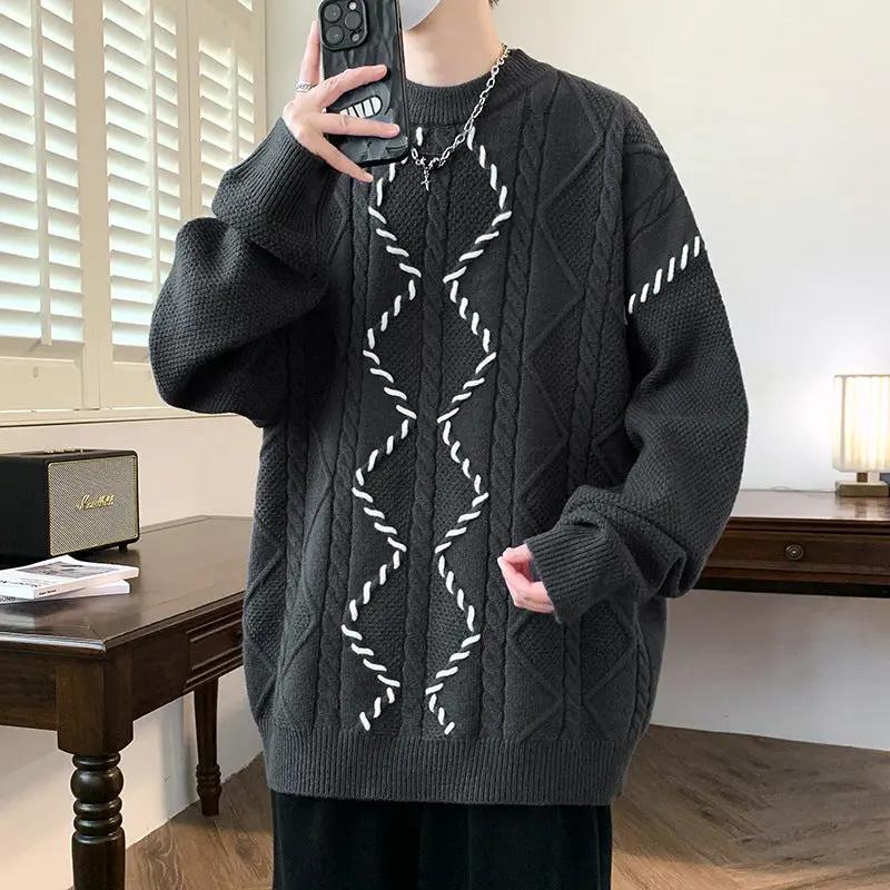 Mens premium cotton-blend crewneck sweater with cable-knit pattern