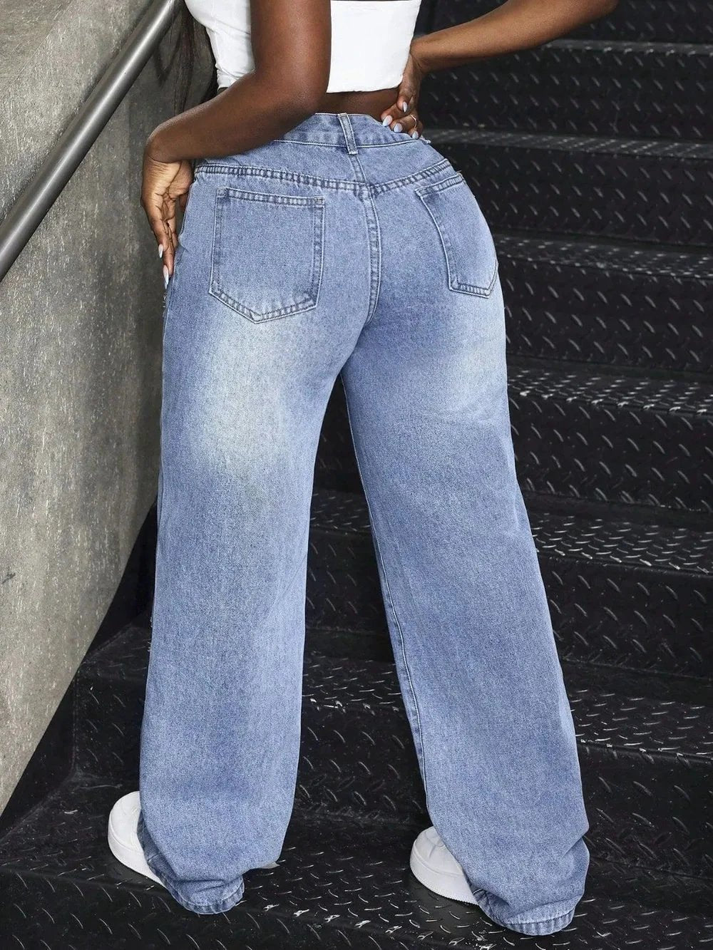 Distressed Wide Leg Jeans by eprolo
