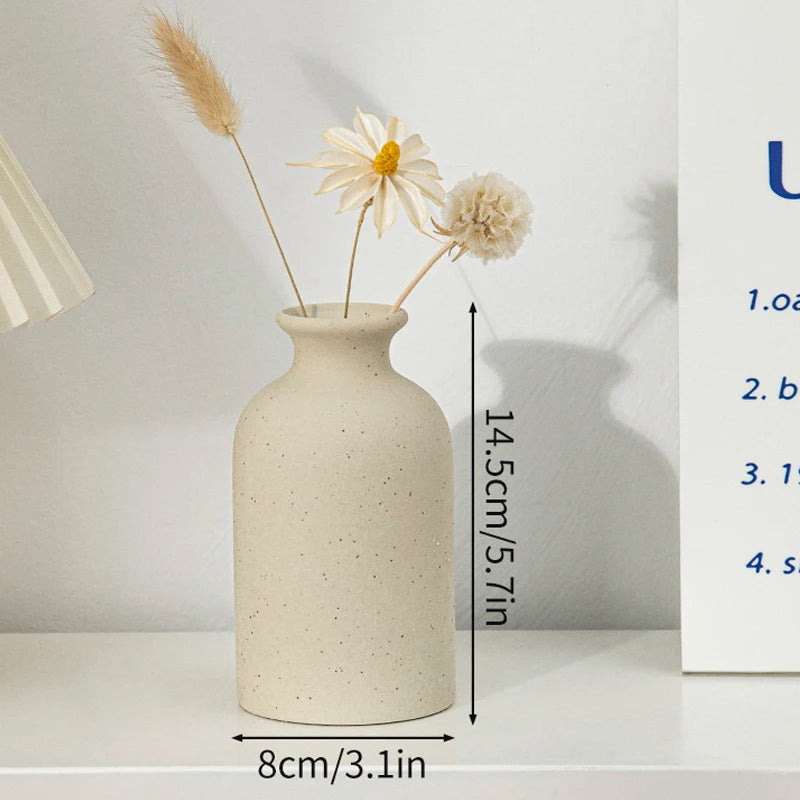 Ceramic speckled cream vase for dried flowers, 14.5 cm tall, retro desktop decor