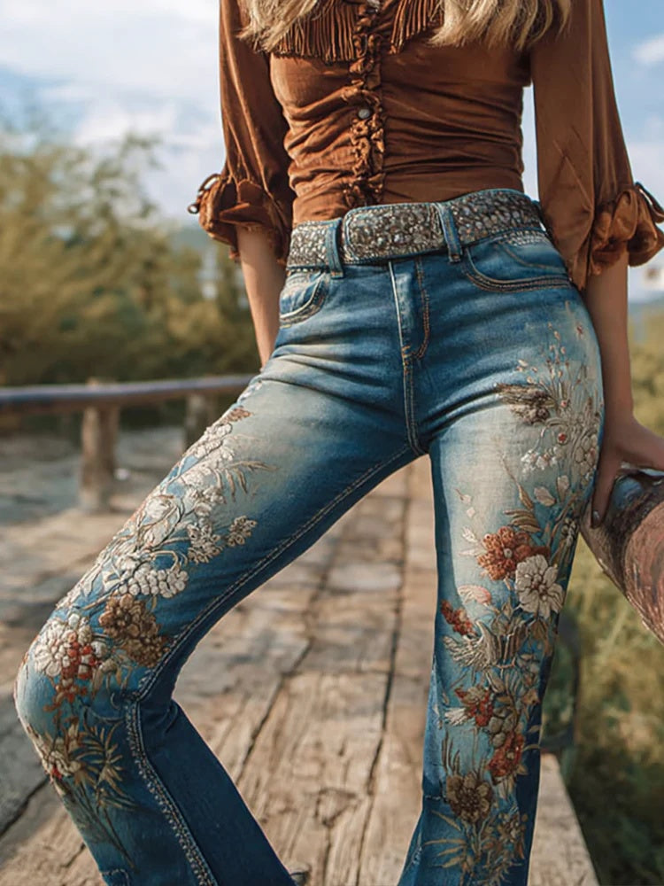 Pantalon en faux jean fleuri et coloré pour femme