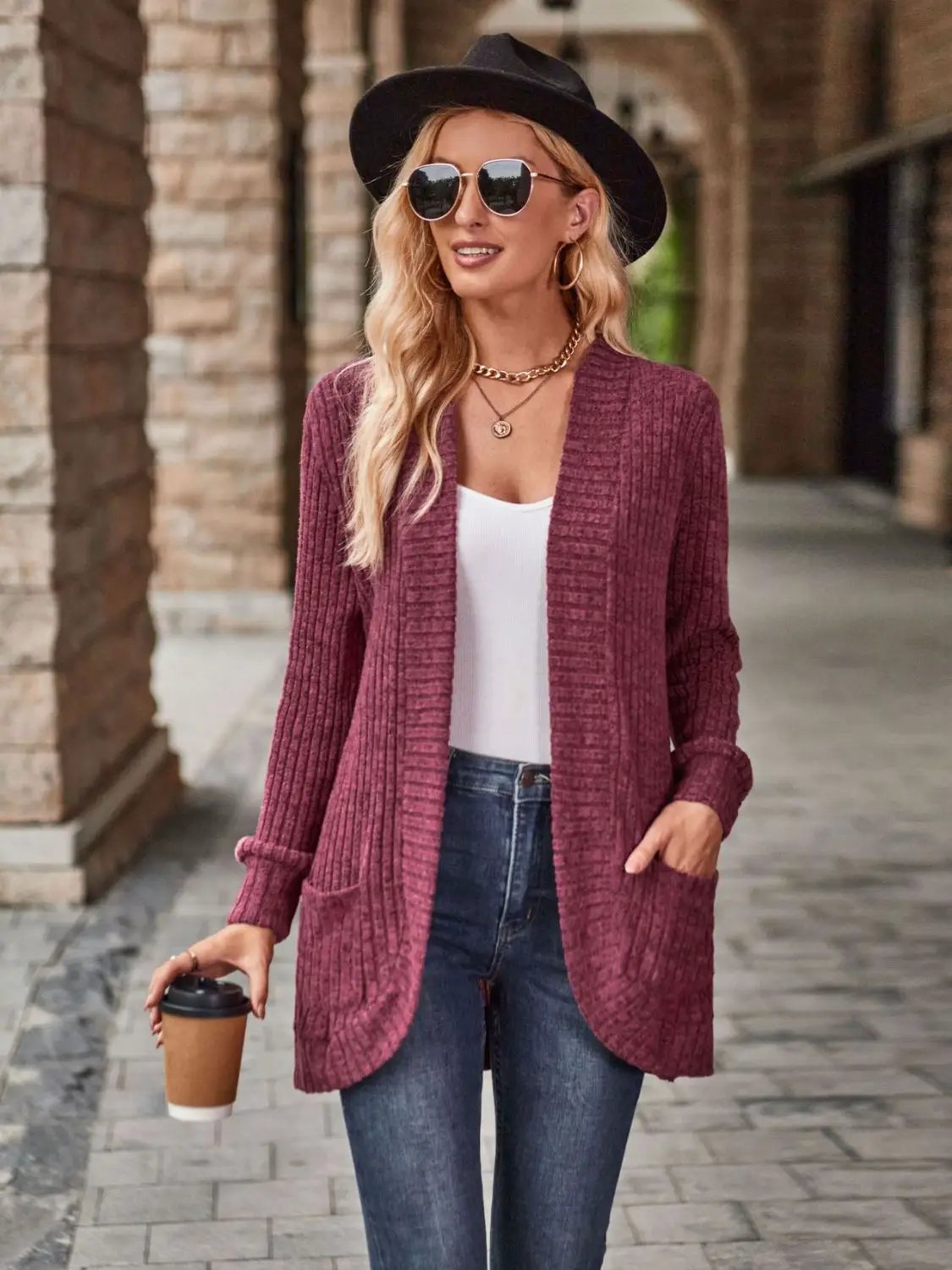 Stretchy open-front cardigan in burgundy ribbed knit with deep side pockets