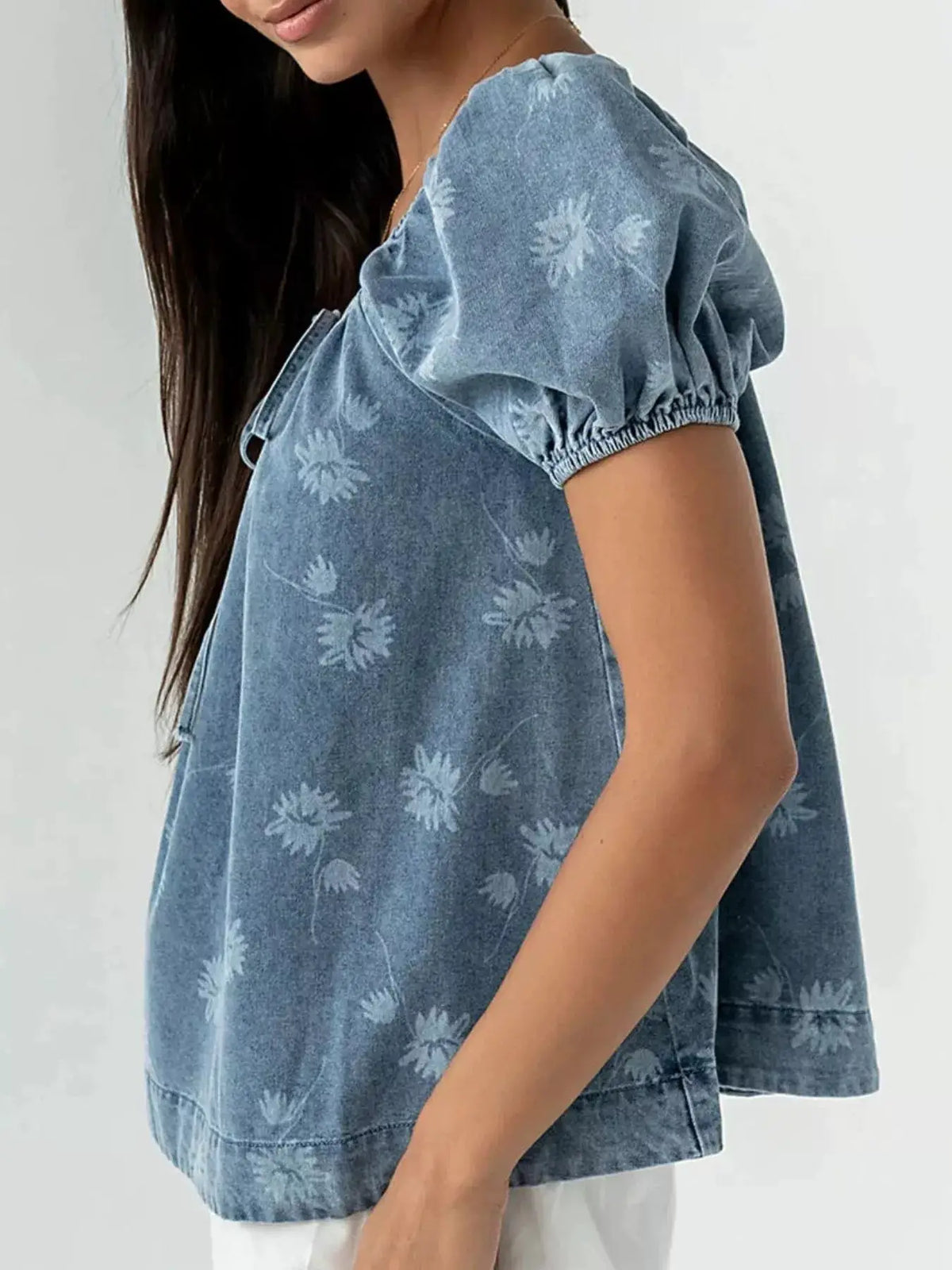 Women's floral print puff-sleeve denim cotton-blend top in blue