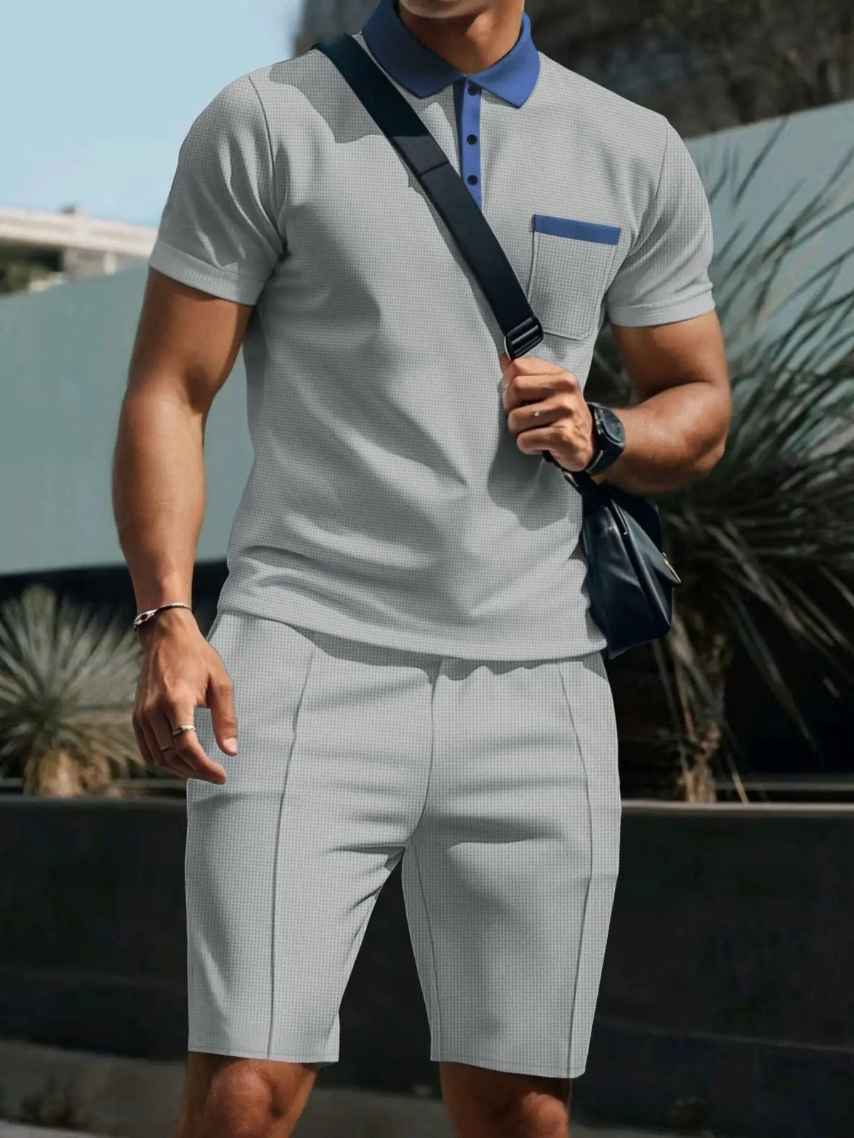 Mens casual polo and shorts set with front pockets in light grey, stretch-fit
