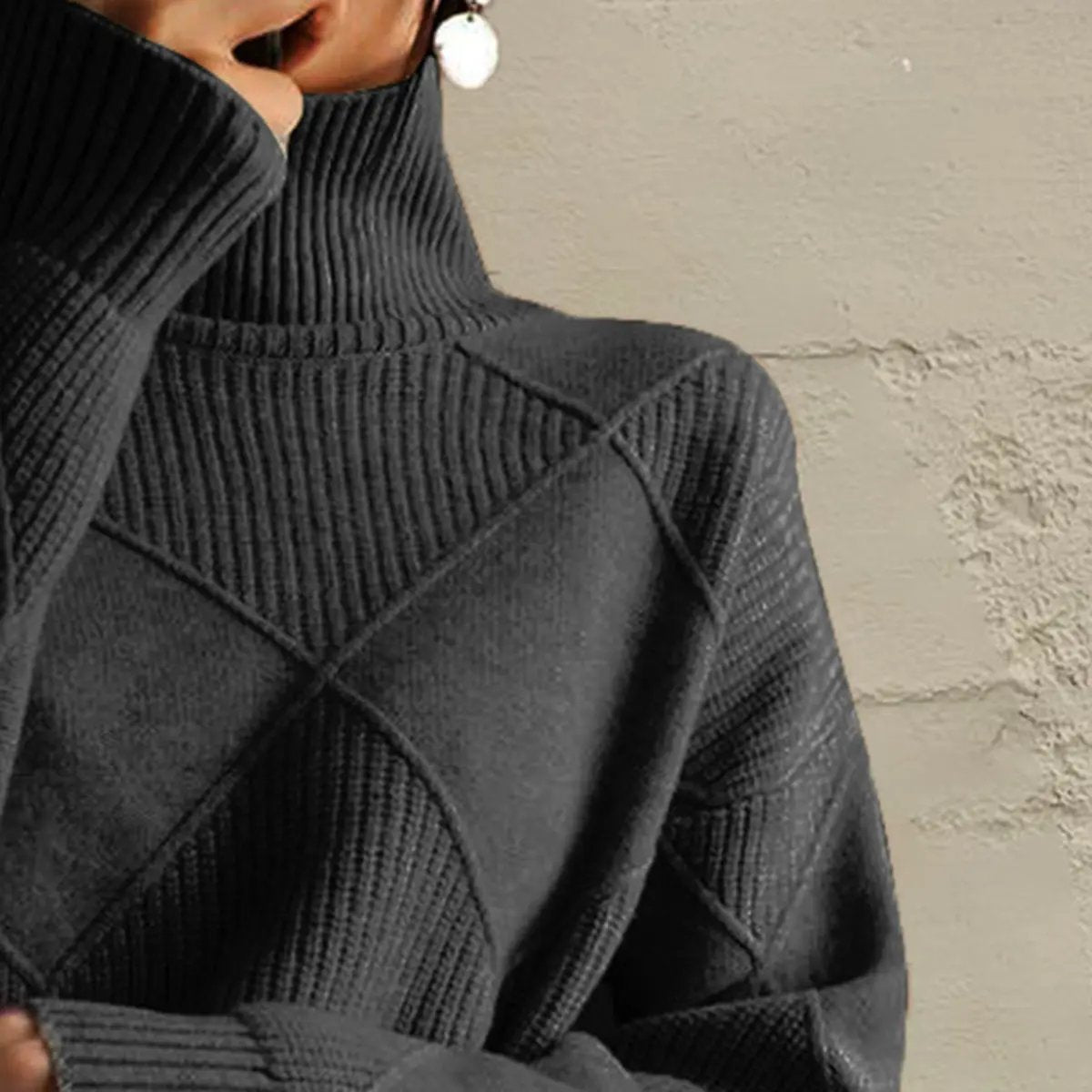 Geometric turtleneck long-sleeve stretch-knit sweater in black by Trendsi.