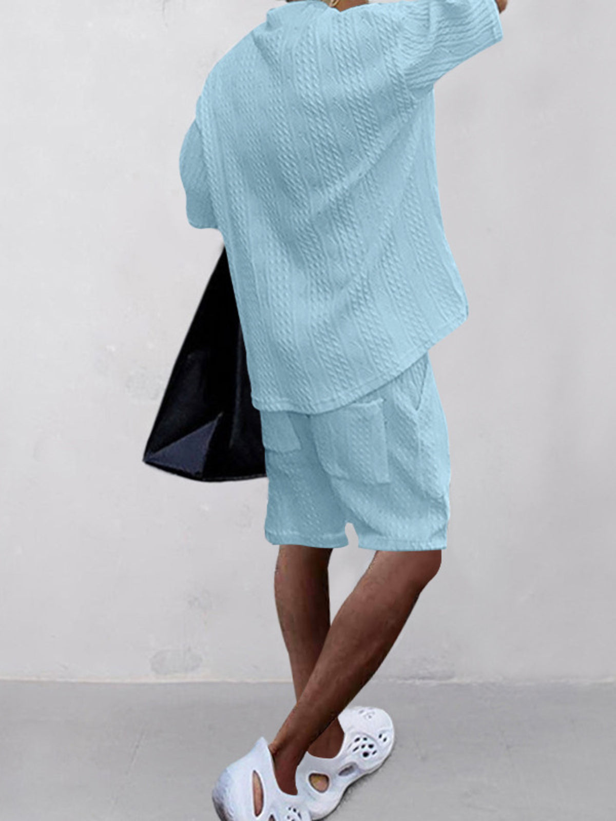 Men's full-size casual knit V-neck short-sleeve top and shorts set in light blue