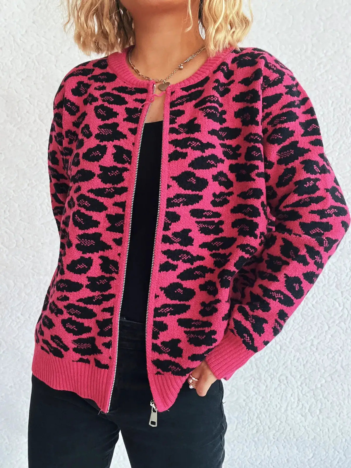 Zip-up pink leopard-print cardigan with black spots, front zipper, long sleeves, by Trendsi