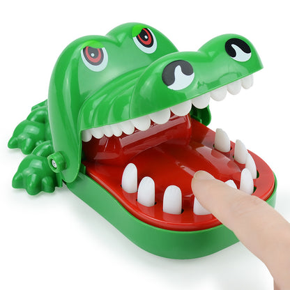 Jouet interactif pour petites farces de mains qui mordent