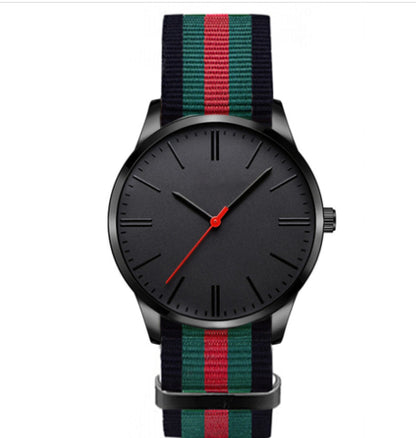 Montre de sport tendance décontractée pour hommes