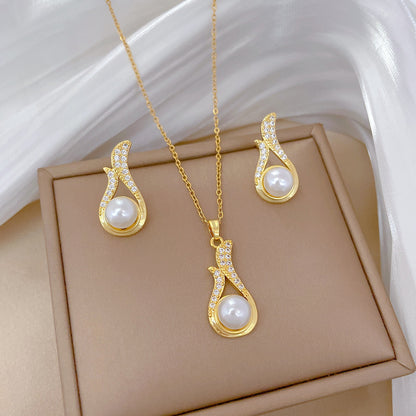Parure Collier et Boucles d'Oreilles Luxe Léger Perle et Diamants