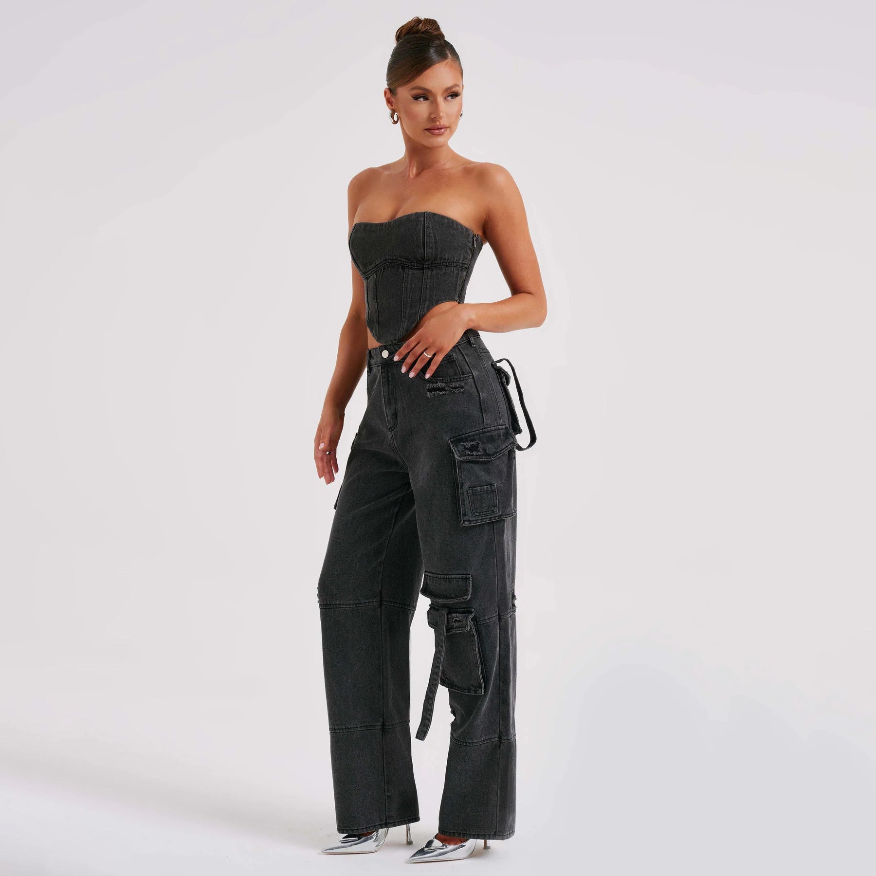 Traje de mujer de cintura baja, top tubo tridimensional y pantalones vaqueros con pespuntes y bolsillos