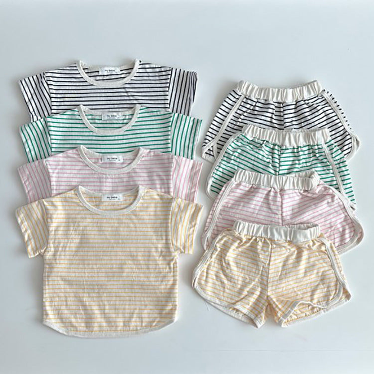 Vêtements pour enfants d'intérieur rayés respirants, à manches courtes et shorts