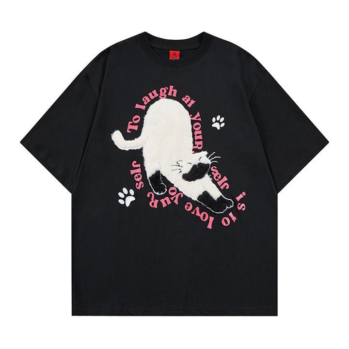 Bending over cat plush short sleeved shirt
