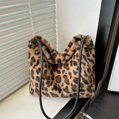 Leopard Furry Shoulder Bag by eprolo