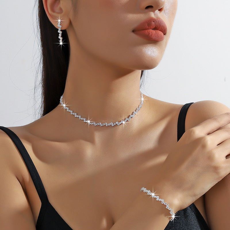 Ensemble Collier Boucles d'Oreilles et Bracelet ZirconEnsemble de trois pièces