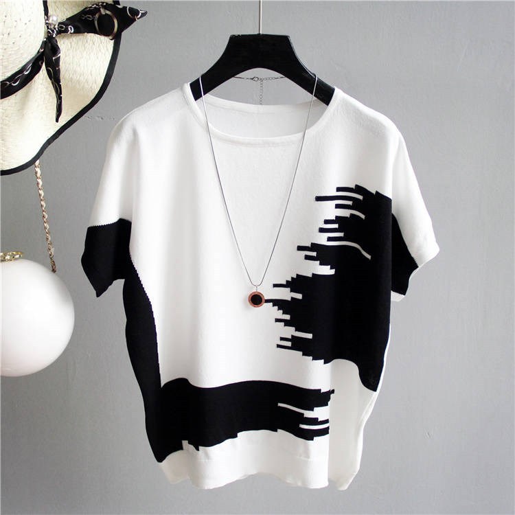 Camiseta de manga corta holgada para mujer, estilo "student black bottoming"
