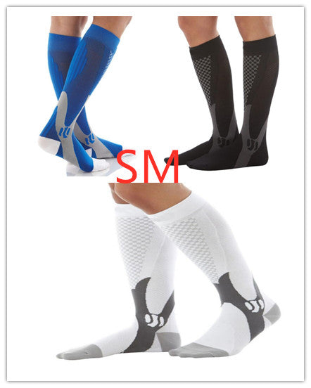 Calcetines de compresión para hombre y mujer. El mejor ajuste atlético gradual para correr, viajar en avión, aumentar la resistencia, la circulación y la recuperación.