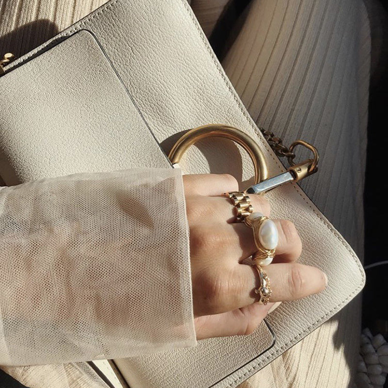 The Chain Soars To The Golden Ring Ring Female