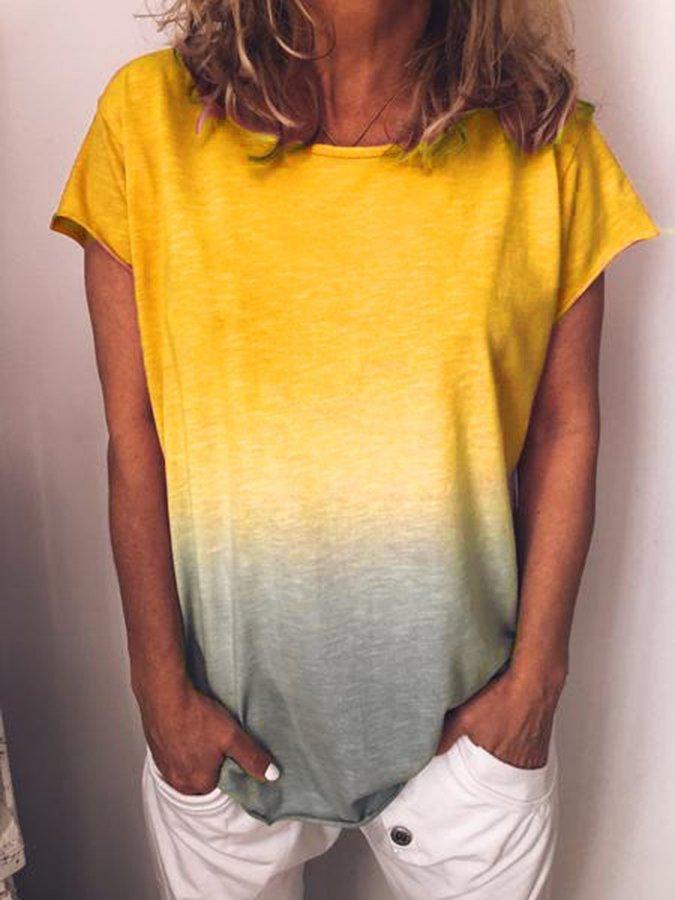 Camiseta de color liso con estampado degradado arcoíris