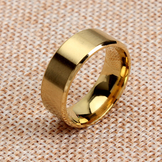 Bague biseautée large et dominante