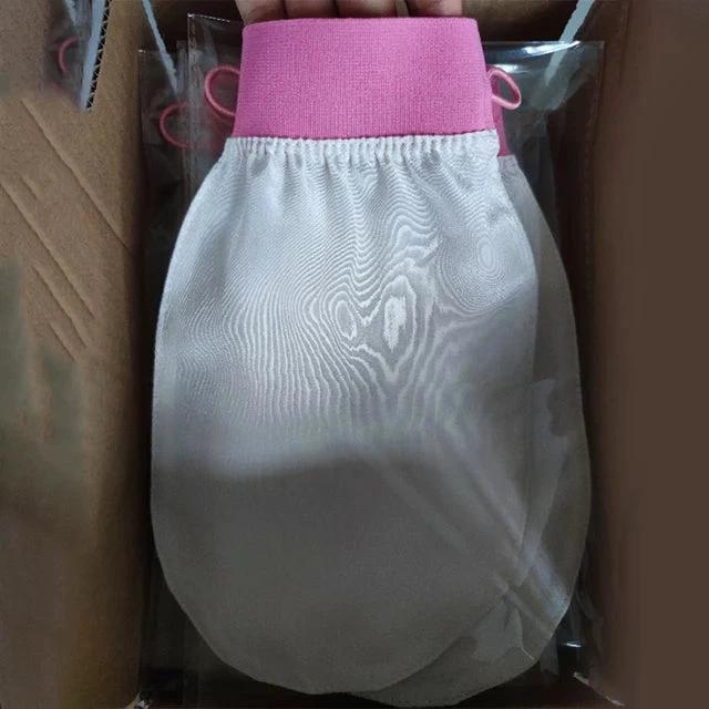 Silk exfoliating face wash and beauty towel, soft and exfoliating, bath and scrubbing, silk bath and face wash gloves by eprolo