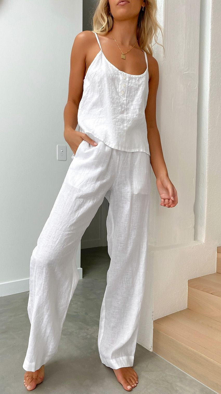 Ensemble de maison pantalon élastique et débardeur femme mode couleur unie