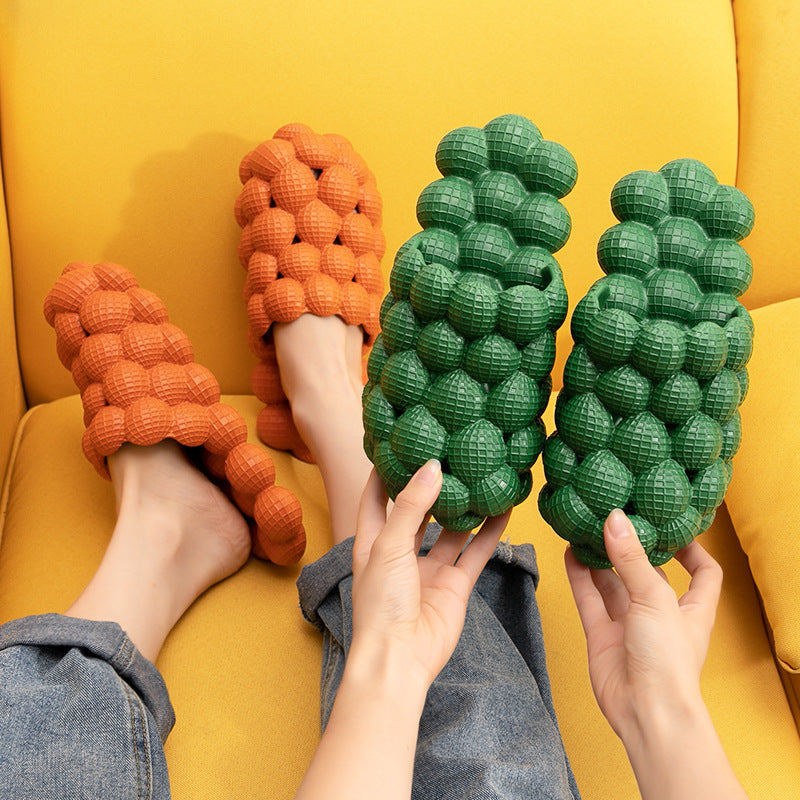 Nouvelle mode d'été massage maille bulle salle de bain diapositives chaussures antidérapantes d'intérieur