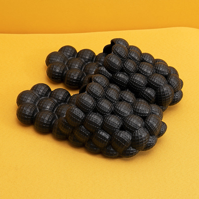 Nouvelle mode d'été massage maille bulle salle de bain diapositives chaussures antidérapantes d'intérieur