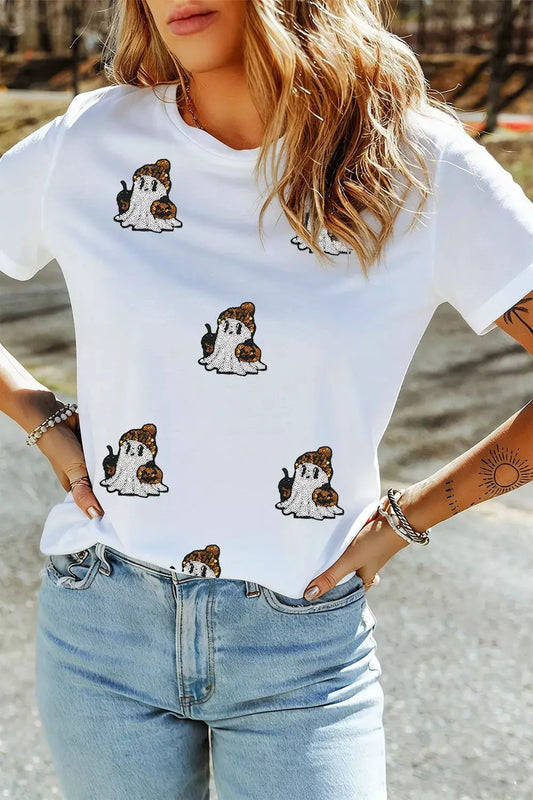 Trendsi plus-size white Halloween T-shirt with sequin ghost graphics, short sleeves.