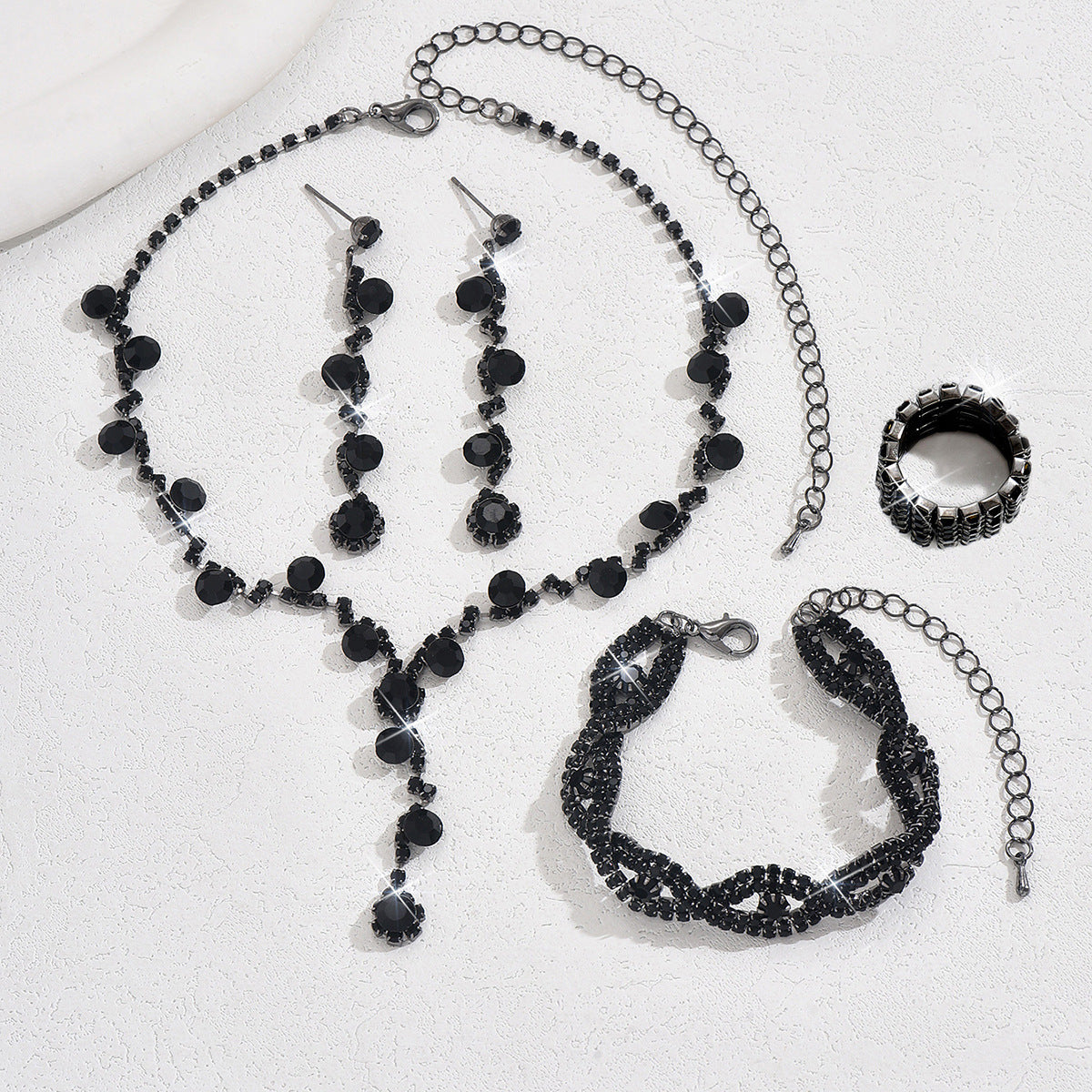 Collier en cristal, boucles d'oreilles et bracelet tendance