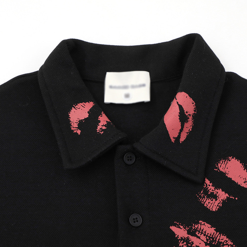 Polo holgado con estampado de labios