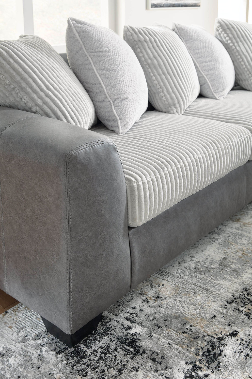 Clairette Court - Sectional-3