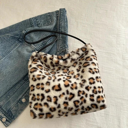 Leopard Furry Shoulder Bag by eprolo