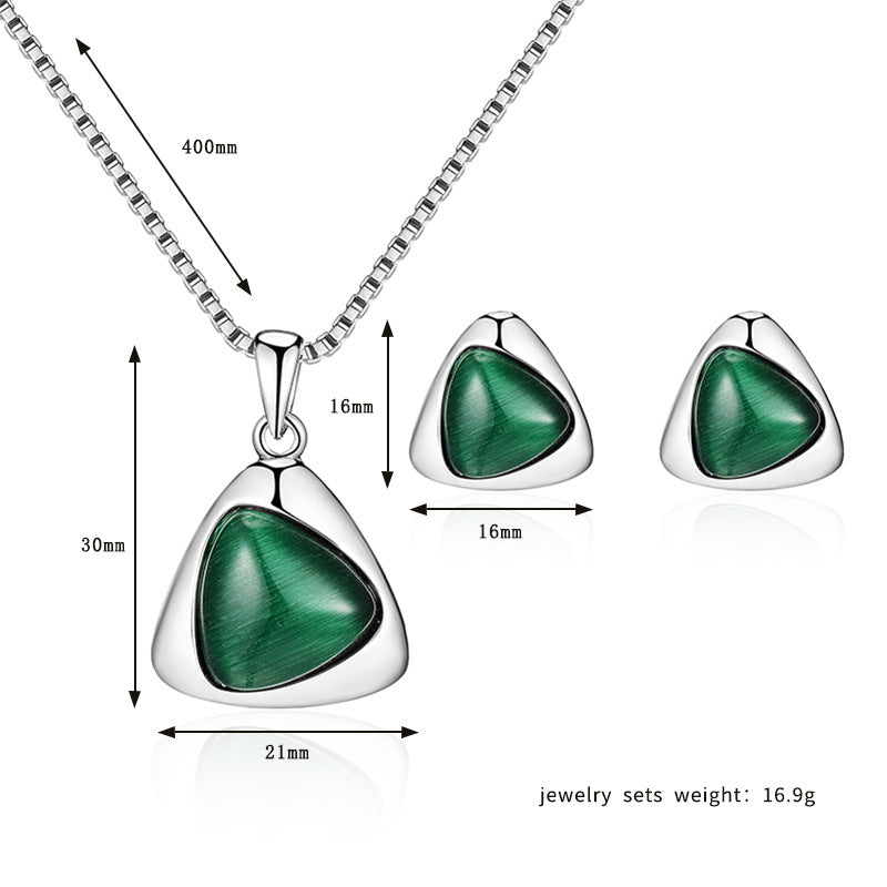 Parure collier et boucles d'oreilles œil-de-chat triangle géométrique
