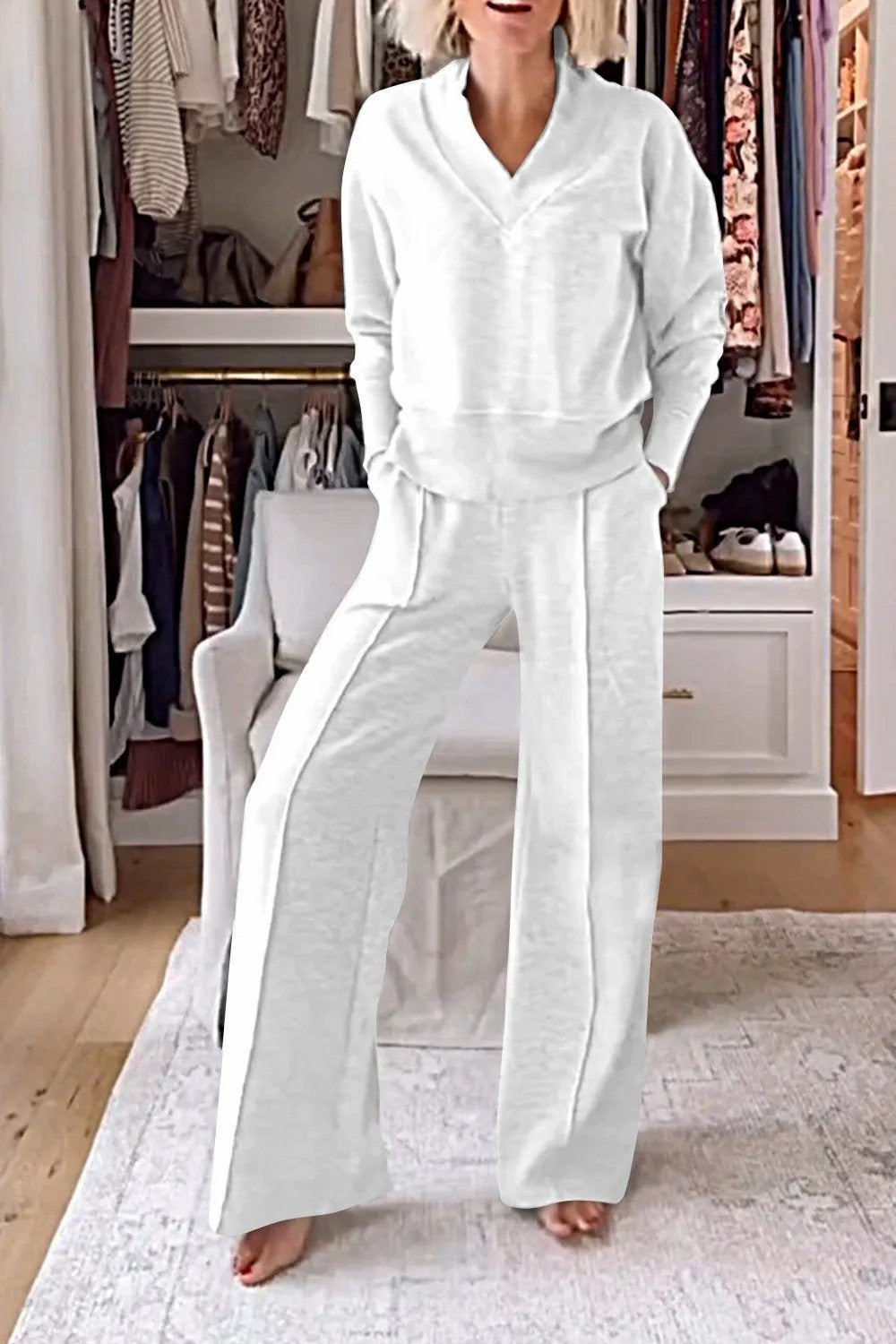 Ensemble deux pièces col en V manches longues haut ample pantalon large