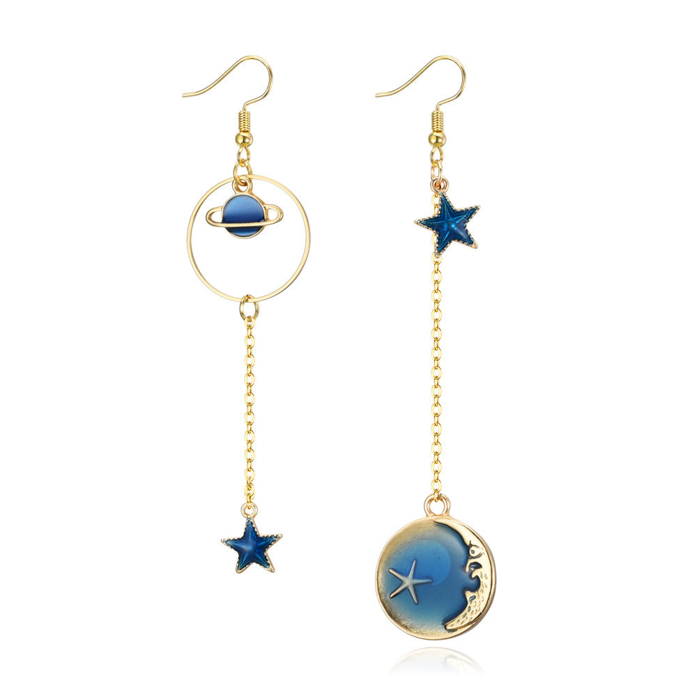 Boucles d'oreilles longues rétro européennes et américaines, boucles d'oreilles à pampilles de tempérament, boucles d'oreilles simples et tendance soleil lune pour femmes